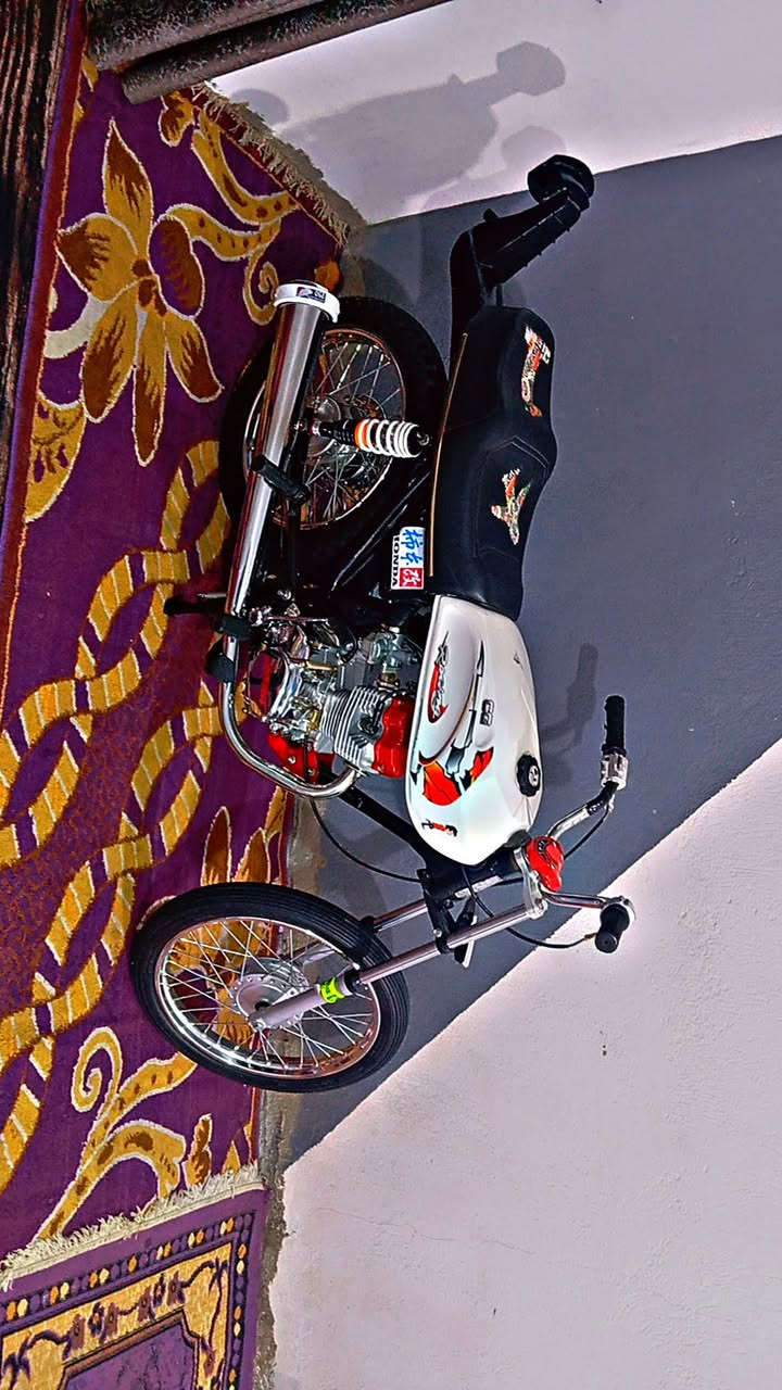 السلام عليكم دراجه للبيع نامه تيربو اوراق اصولي شاصي ارشه 15 اصولي المكان طويريج تعمير 27 السعر 825 وبيها مجال ***********✨
