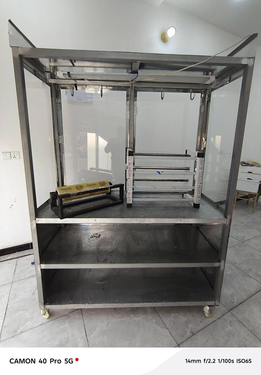 عارضه مشويات ومنقله للبيع استخدام قليل اسبوع فقط
مكاني بغداد الشعب 
***********
