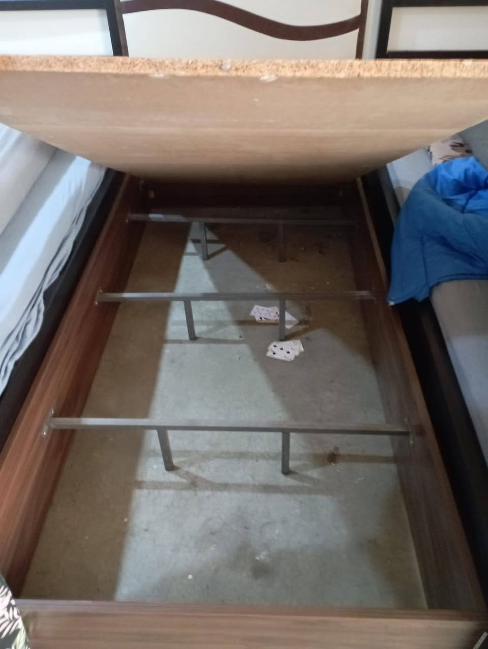 تخت خشب  ٣٠ الف


**إذا كنت صاحب هذا الإعلان وتريد حذفه لأي سبب، رجاءا أرسل رسالة إلى الدعم الفني**