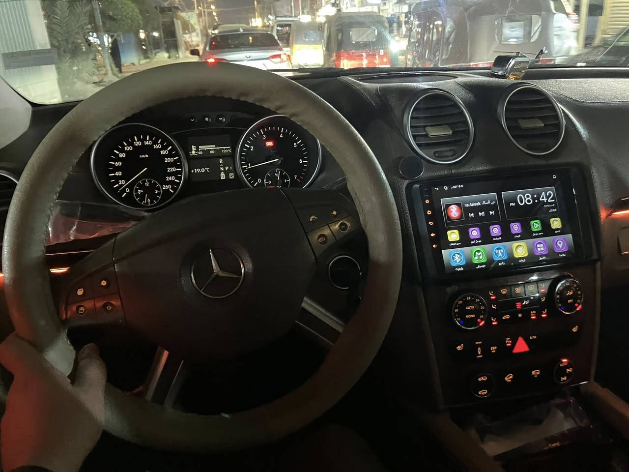 GL500.
2007 رقم سليمانيه
مكانه بغداد. مدينه الصدر 
فول مواصفات. معروفه 1*1
حداده عامه جديده مسويله 
ادامه كامله مكينه 8. عقل فوك 
سعره 120ورقه. 
***********
