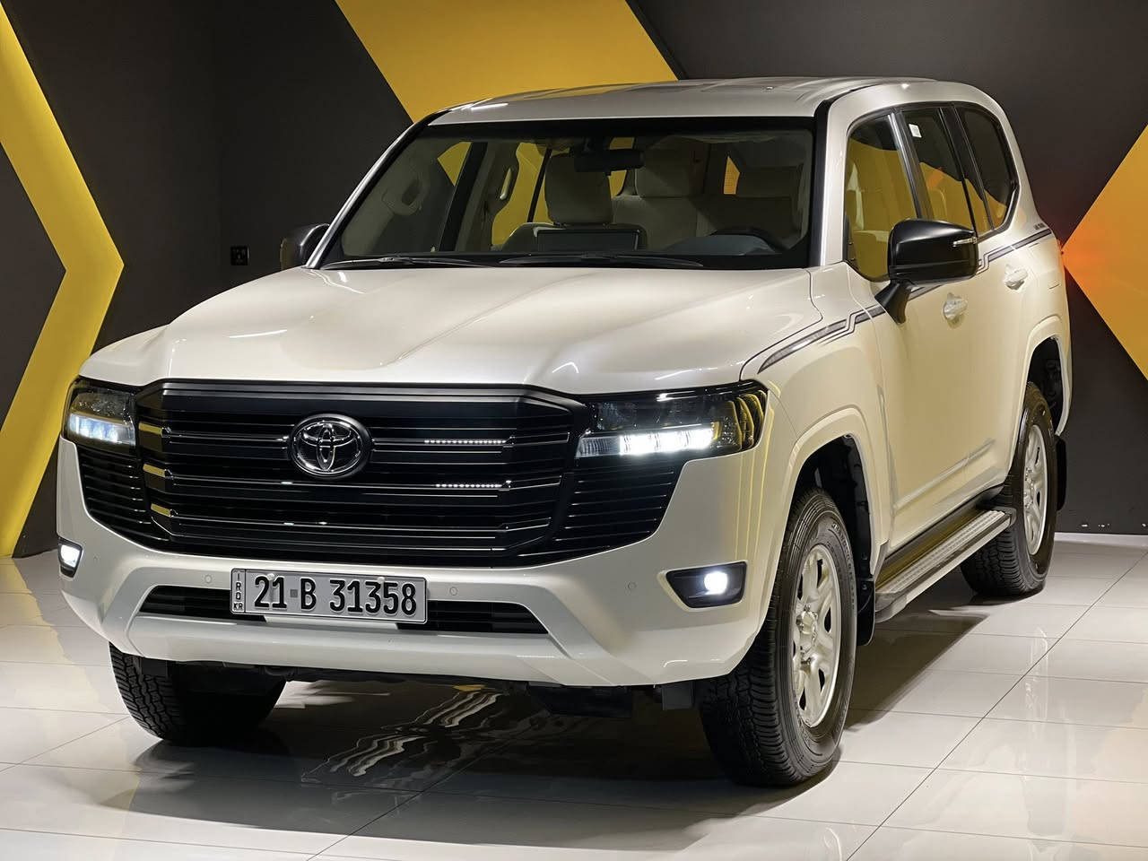 لاندكروزر 2023 GX
ضمان شريكه ساز 
ماشيه ٣٠الف 
سعر 535$
مكفوله كفاله عامه 
مكنها سليمانية 
***********
