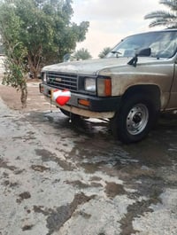 تويوتا • بيك اب • ١٩٨٥