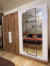 غرفة تركي كلاسك ٧قطع مابيهه اي ضرر سرير مخزن سعرهه ٨٥٠ للاستفسار ٠٧٧١٥...