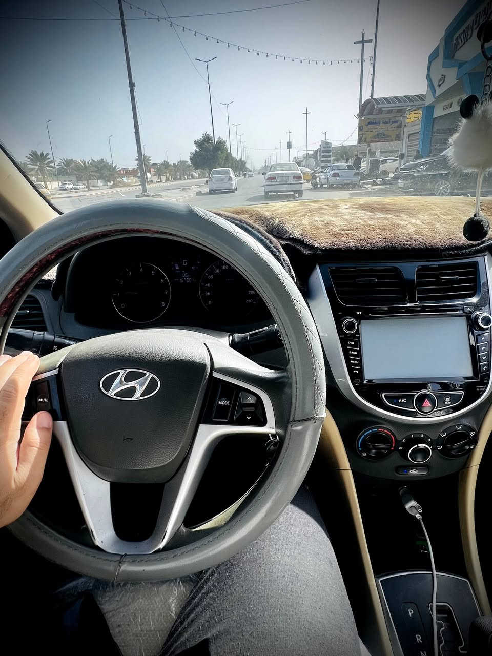 اكسنت 2015 فول مواصفات مكفوله كفاله عامه من الصبخ والتبديل مكينه ١٦٠٠ شرط مامفتوحه على وضع الشركه حداديه جديده سياره معايزه شي ماشيه ١٦٧ حقيقي السعر ١١٨ مجاله بصيط رقم نجف ***********
