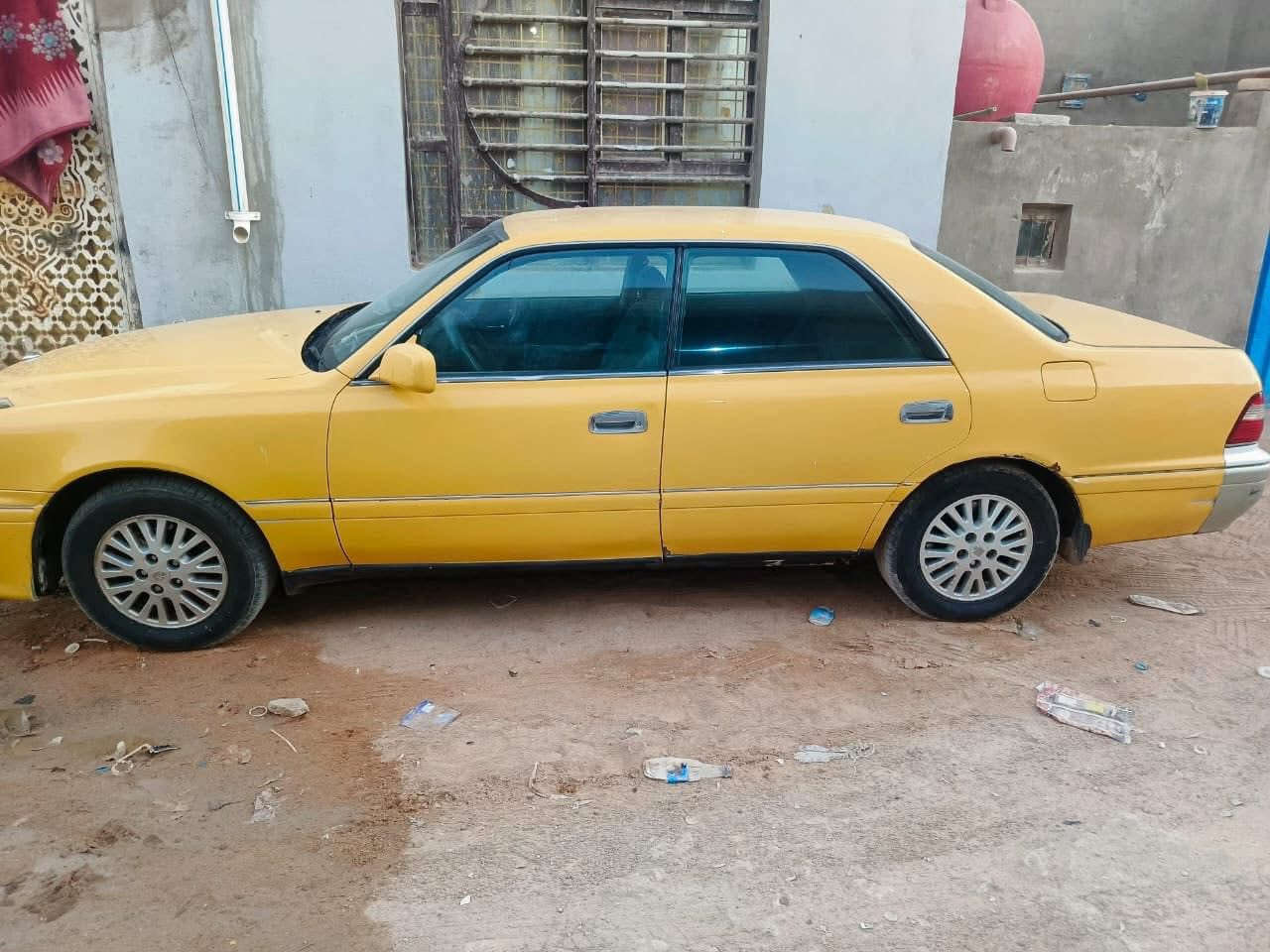 للبيع راس الثور موديل 2000
رقم نجف اباسم صاحبها جاهزه مجهزه خطها نجف سماوه سنويه بعدها ما صاقطه بيها كصه قماره 

كير مكينه حداديه تبريد تخم تاير شرط 

مكان السياره نجف حي الرحمه السعر 65 وبيها مجال رقم صاحبها *********** ابو صادق

عدم المراسله رجاءً مكلف بنشر
