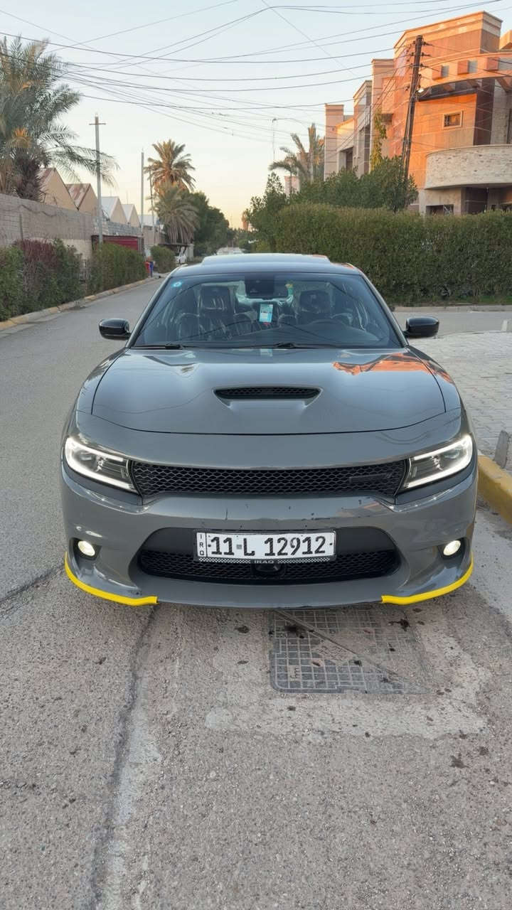 السلام عليكم  للبيع جارجر  جي تي موديل 2023 لون اسمنتي  خليجي وكالة هارلم  فول مواصفات  سلايت رادار امامي شاشة كبيره كشنات جلد وشاموا قطعتين تبريد  والباقي معروف بلجارجر ماشية 35 الف  مكاني بغداد العامرية السعر 365 وبيهة مجال مكاني بغداد العامرية  للاستفسار ***********
