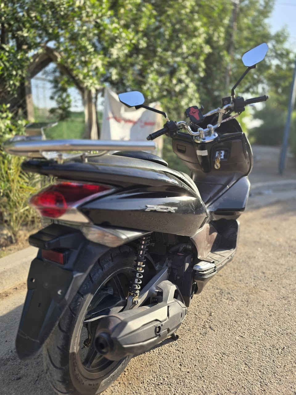بي سي اكس pcx جيل اول ياباني مكينة 125 كفالة عامة برغي ممفتوح جيب الف فيتر وتعال افحص مو نكرة لمسة وتشتغل مكينة خرسة ناعمة شرط يمهة ومتسمع صوتها كهربائيات ولا غلطة ستان كهربائي حساس ازدحام دبلات شرط متحس ب طسة 
للبيع او مراوس فقط اكزز تريت او بريز ببغاء او اكزز Z  حديث شرط هذني زيرو رمبه رمبه رمبه اريد ماريد نطايح 
مكاني بغداد الدورة السعر خاص او واتساب 
*********** واتساب
*********** واتساب
