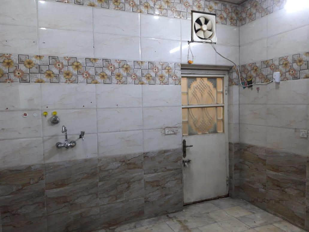 دار للبيع 
المساحة 100متر 
زراعي 
الموقع البلديات حي التراث 
الواجهة  5 النزال 20
طابق واحد 
استقبال ومطبخ وحمام داخلي وحمام خارجي و غرفة نوم 

للتواصل على الرقم ***********
