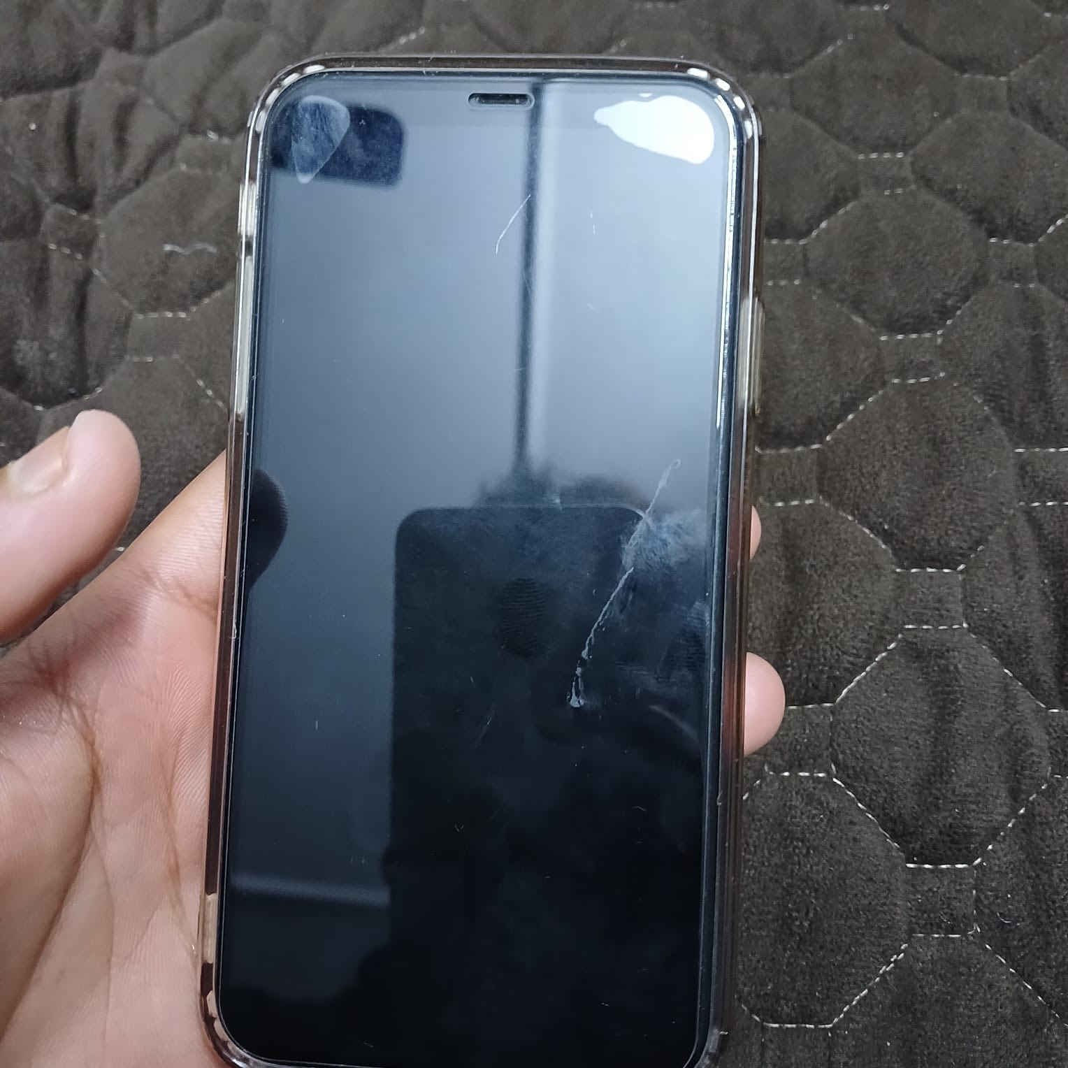 سلام عليكم ايفون١١عادي ذاكره١٢٨ جهاز وتر بروف ممبدل بيه ولاقطعه فيس ايدي شغال بطاريه٧٢ جهاز اي شي ممبدل بيه كله شغال تحديث اخر تحديث سعر جهاز٢٢٥وبيه مجال بسيط مكاني بلديات حي تجار رقم***********
