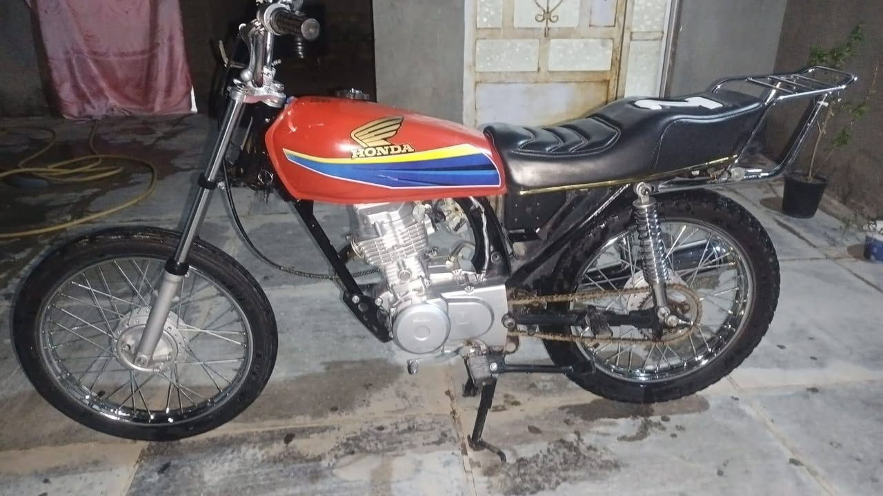 اربع كير أصولي للبيع سعره 650 وبيه مجال الشراي يتصل ***********
