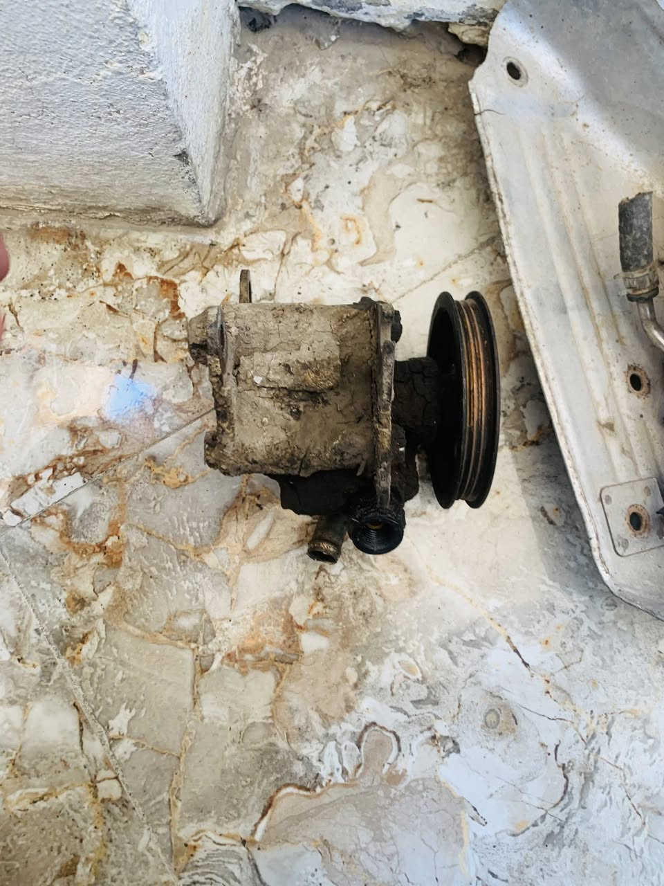 السلام عليكم ادوات كامري للبيع ***********
