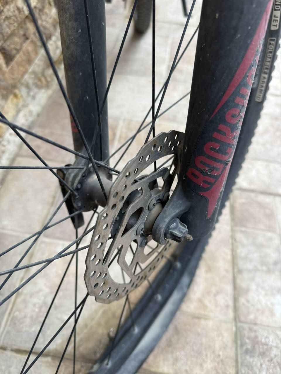 🚲 للبيع بايسكل تريك (TREK) أصلي
بايسكل قوي ومتين، يتحمّل المطبات والطريق الخشن بدون مشاكل، ومناسب للاستخدام اليومي أو الرياضة.

🔹 سريع وثابت
🔹 أكثر من تحويلة (غيارات) تشتغل تمام
🔹 إطار قوي ( يحتاج فقط جوب للتبديل ) + مساعد أمامي
🔹 فرامل ممتازة
🔹 مناسب للشارع والتراب
🔹 نظيف وجاهز للاستخدام

📍 السبب: عدم الحاجة
💰 السعر: 350 الف قابل للتفاوض للجادين

للتواصل خاص / *********** واتس 📞
