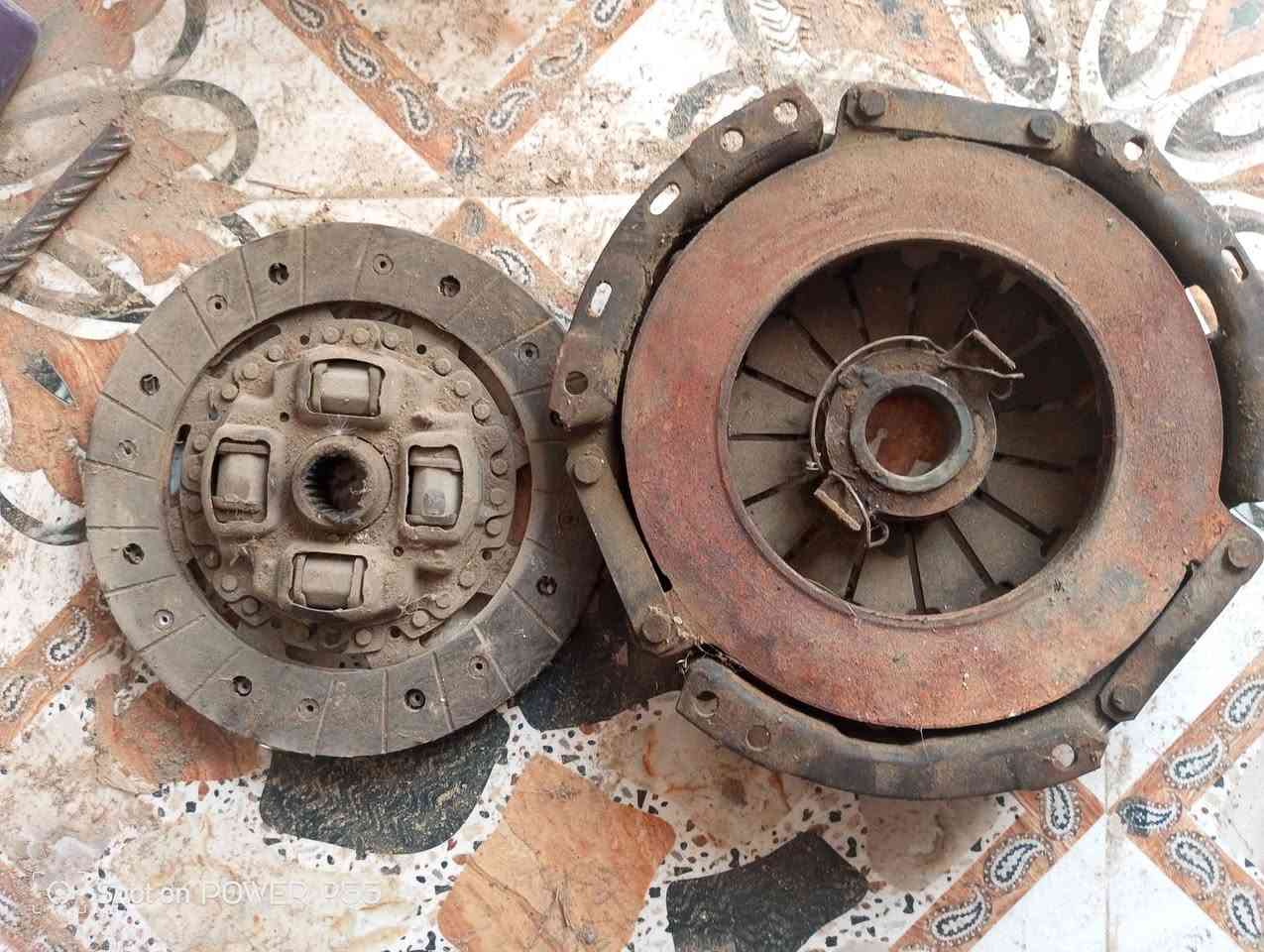 من رخصة الاعضاء 
السلام عليكم أحبتي 
غراض كورلا للبيع وبشرط الشغل 
*********** واتساب فقط
