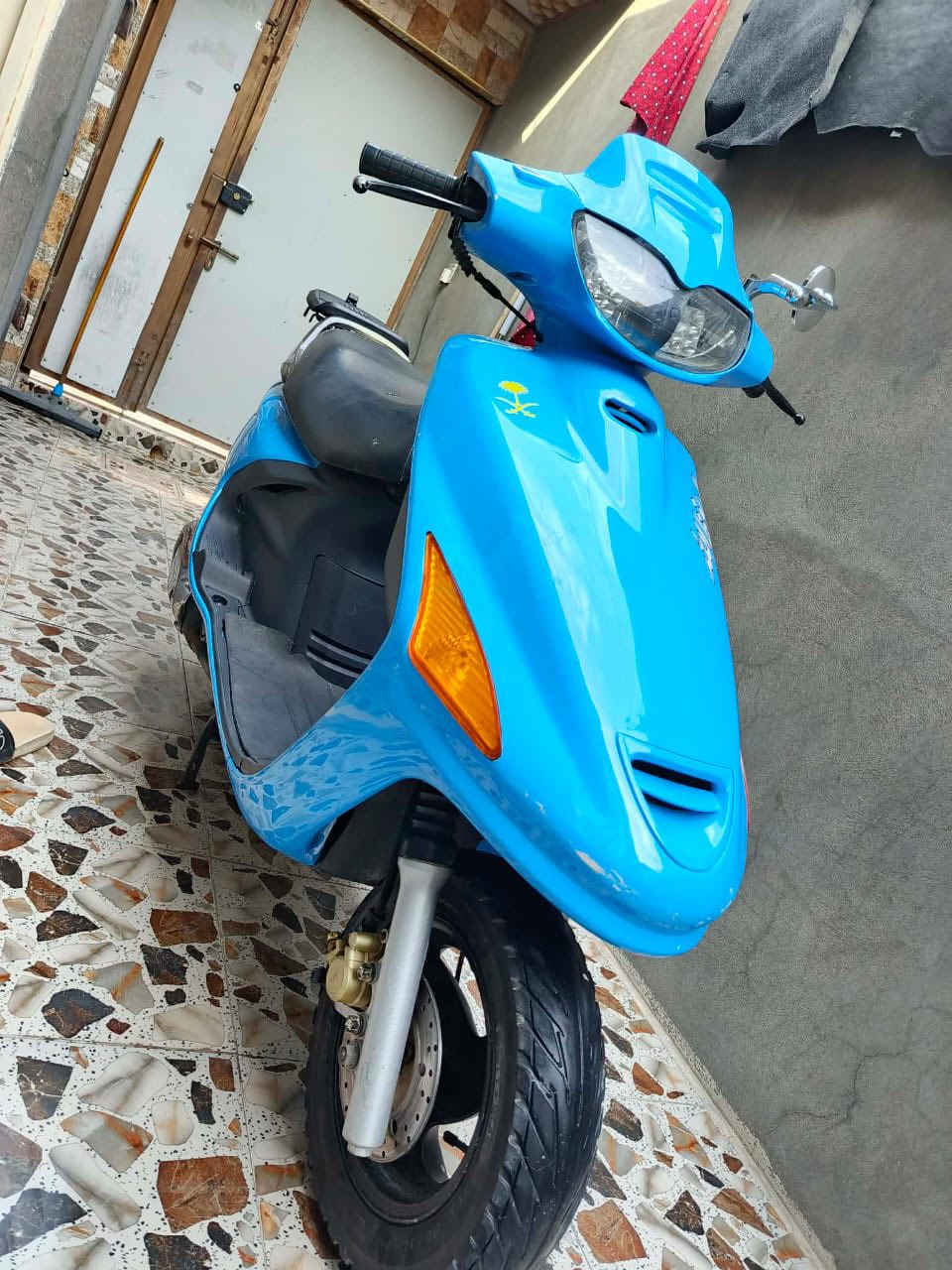 سلام عليكم دراجه فراشه. فحل لبيع دراجه ما مفتوحه ابد. نشافه سوفت عينك  كلشي شغال بيها كهربايات لايت زنون هورن سيدان سعر 650 ألف عنواني بصره معقل اي ستفسار ***********
