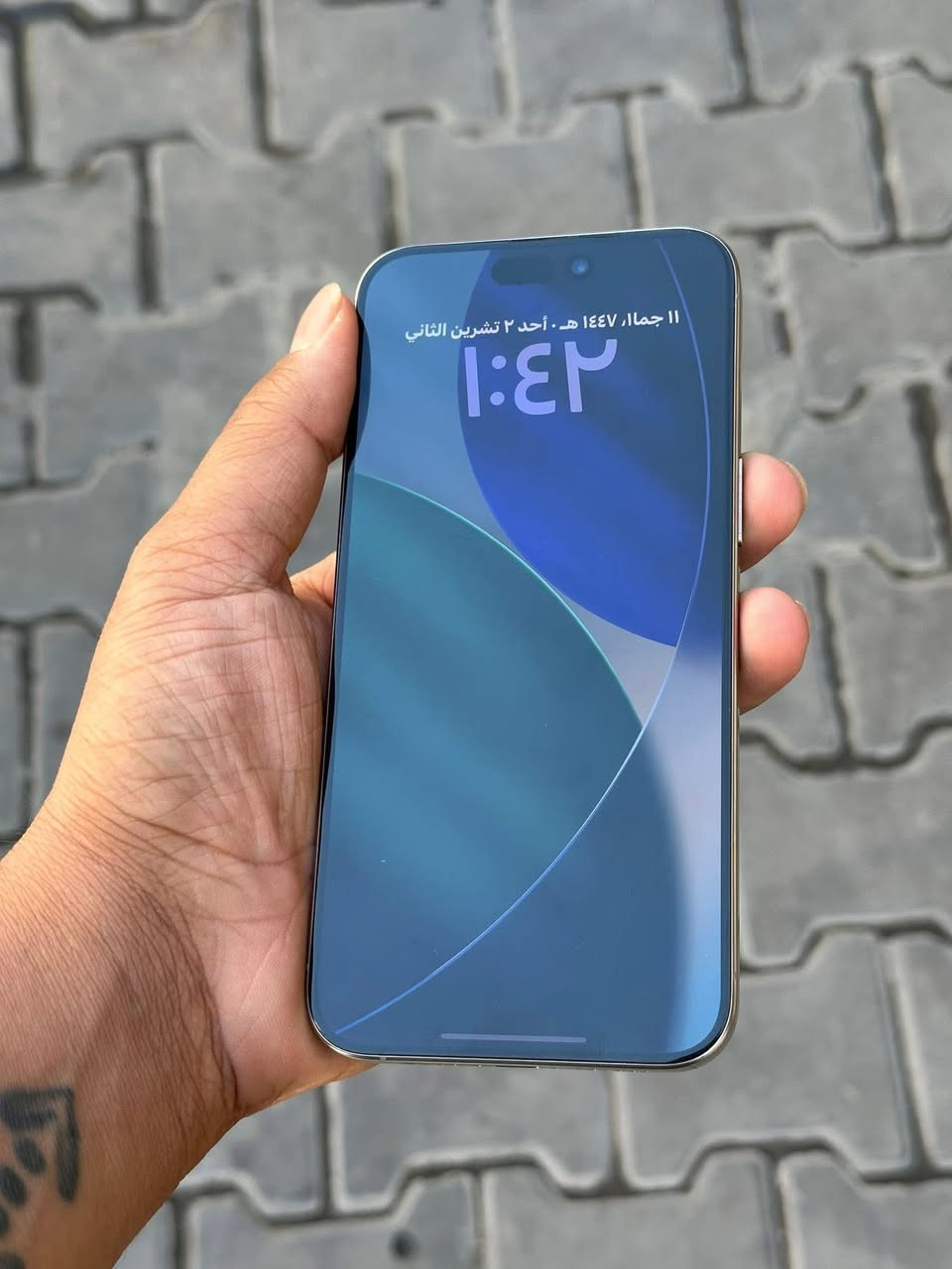 السلام عليكم                                                                   للبيع ايفون 15Pro Max تيتانيوم 
مشحون 44مرا فقط نضيف 100% 
ضمان ABM 
السعر مليون و200الف 

تواصل ***********-***********
