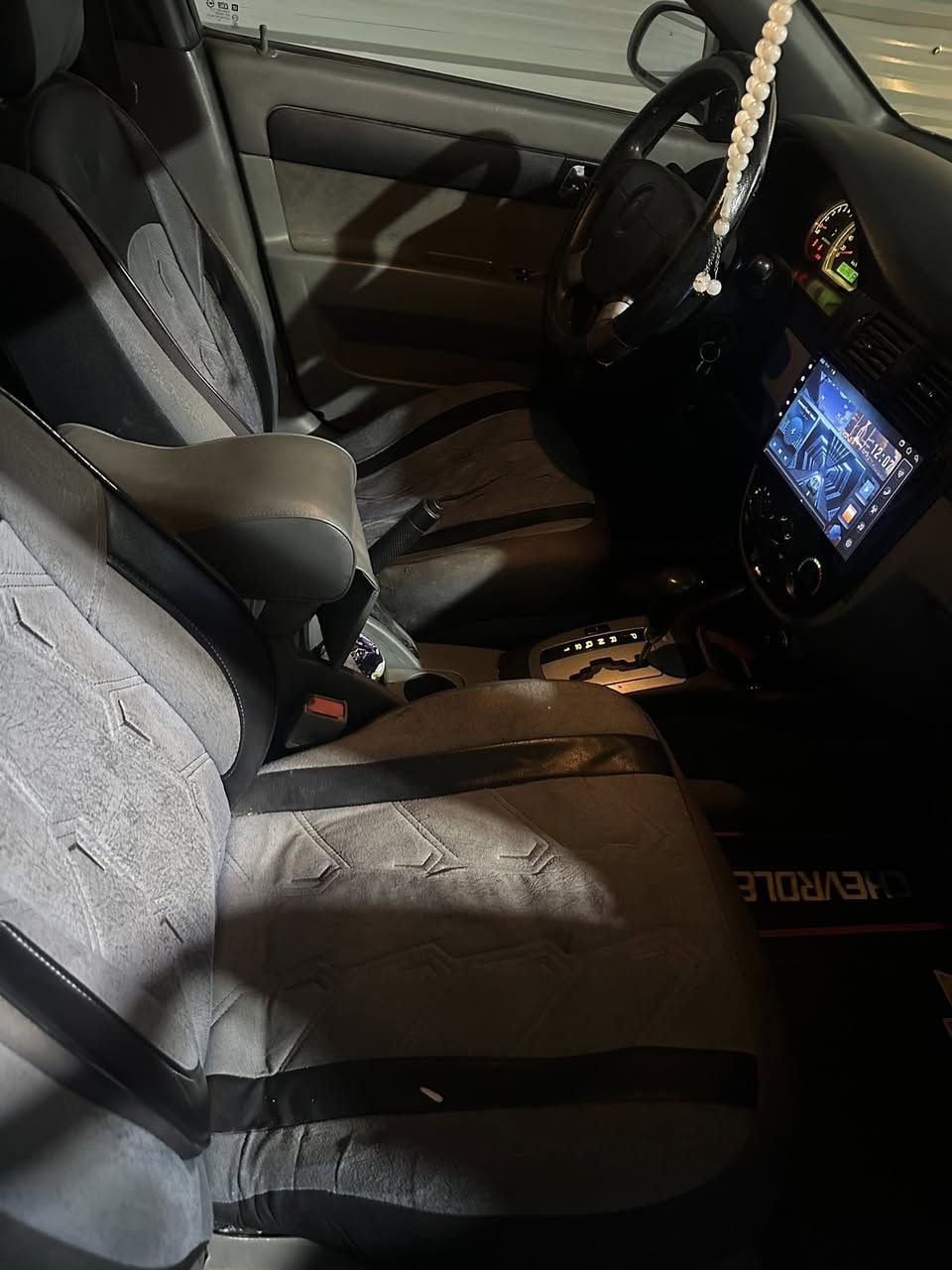 السلام عليكم للبيع سياره اوبترا ٢٠١٢
رقم دولي 
مكفوله من ظربه بيه سونار بيه مجرد تصليحات خفايف تكحل 
صدر جديد امامي خلفي جديد صالي شهرين من شادهن وياله  محرك كفول جديد سياره كامله مكمله السعر ٨٠ورقه اوبيها مجال العنوان بغداد حي العامل ***********
موجود واتس
