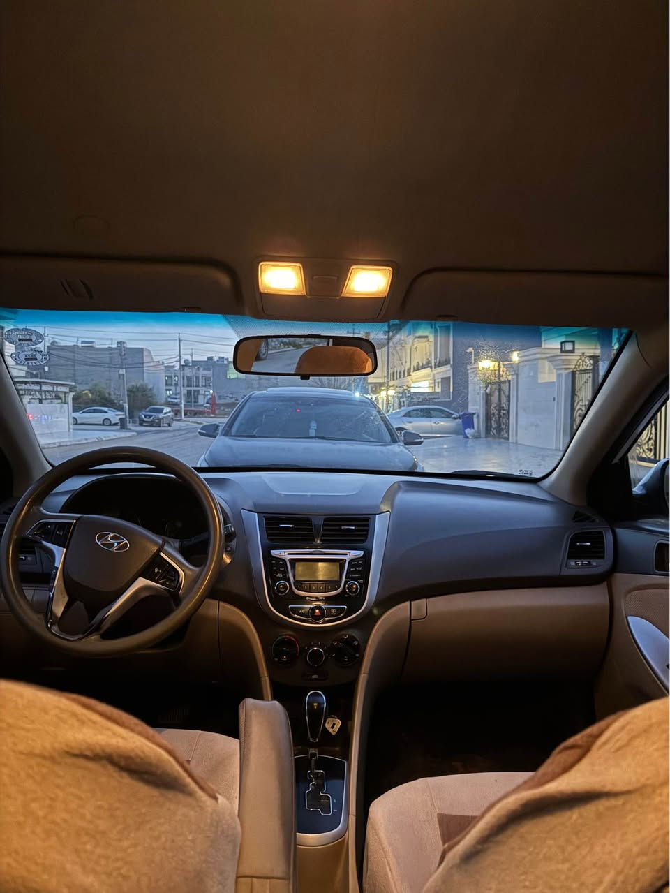 ئەکسێنت 2011  یەک پارچە بەس بۆنیت سبوغە نوقتەکیش ناوی نەگرتیە هیچ ئێرباگەکی نەتەقیە تەنها یەک پارچە بەبێ هیچ شتەک یەک دوو جێشی چەند پەنجەک کارتە ئەیبی ئێسە سوکان ڤولیۆمە ویل سپۆرتە ….  *********** أربيل, العراق
