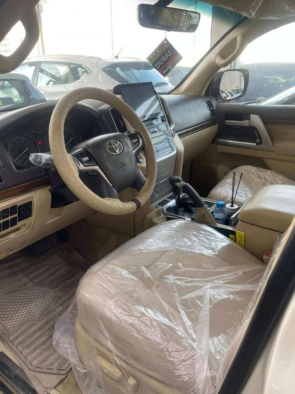 السلام عليكم __ لاندكروز بريم 2016
8سلندر _ 4600 ماشيه 155 الف  للبيع او مراوس بتاهو 2021_2022 بريمير سياره بيها ملاحظات بسيطه سونار مرفق بالمنشور وجاهزه من كلشي 

للتواصل *********** واتس او اتصال
