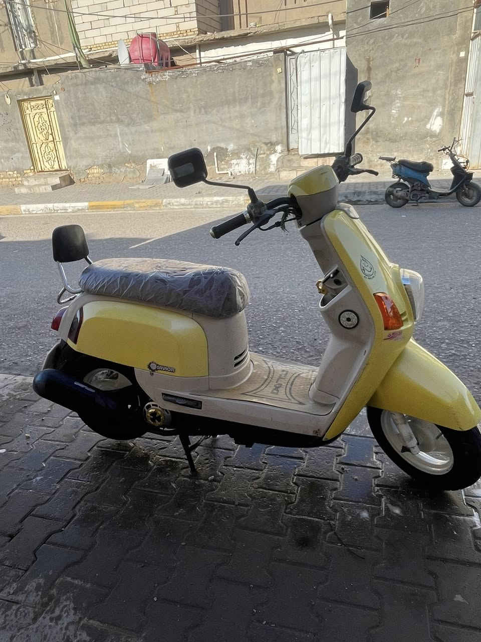 ماكس بوليسي للبيع مكان رميثه
***********
