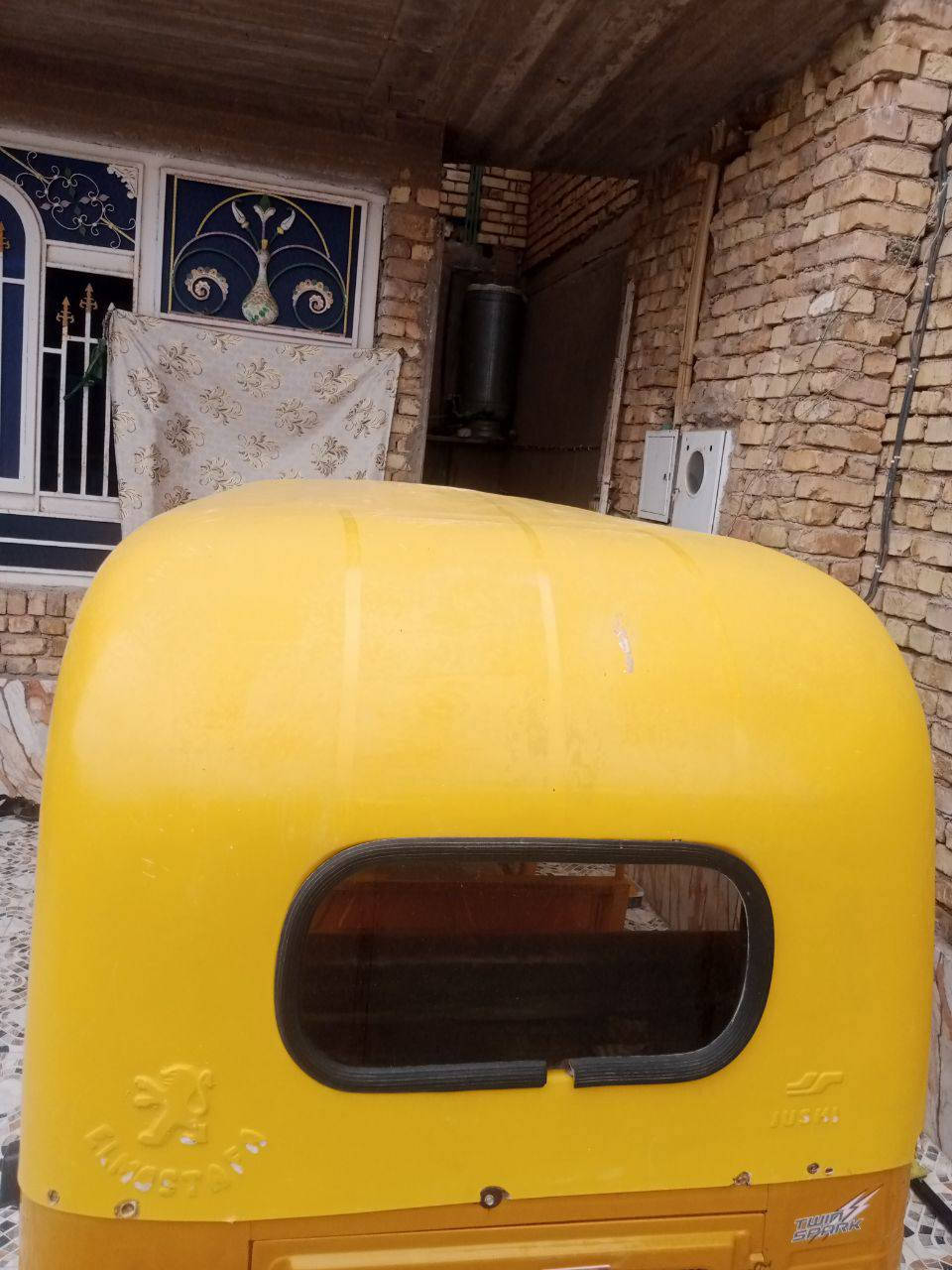 قمارة فايبر كلاس للبيع مناسبة جوة السوك 
مكاني واسط في الكوت 
***********
