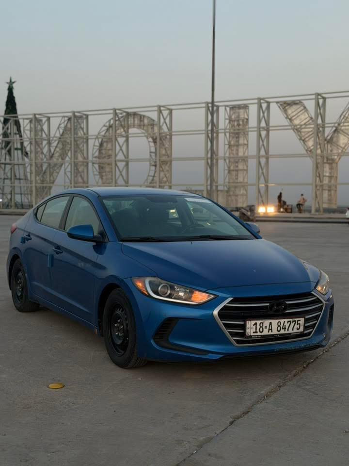 السلام عليكم
النترا 2017 وارد امريكي 
مواصفات se ماشيه 118 ميل قابل للزيادة 
حادثها جاملغ خلفي وقبق جنطة نفسهن مصلحات ومصبوغات وبالعراق صار بيها طخة بالباب خلف الصدر والجاملغ الخلفي نصبغن بدون تبديل كلها ليبل واحد 
السيارة بجم كبس بدون كص بدون شاصي بدون لغد كفالة 
السيارة جاااهزة بدون نقص برغي السعر 117 وبيها مجال 
***********
