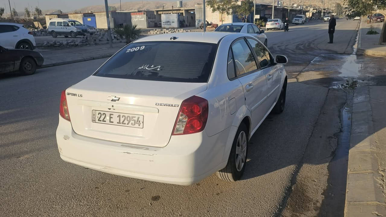 السلام وعليكم شباب
اوبترا 2009
كير اتوماتيك
كير ومحرك شرط
تبريد ثلج
سنويه ورقم وهزه
كلو جديد
كابون بانزين بيها
بيها جاملخ قدام تبديل فقط
السياره في بعشيقه
***********
السعر 83
