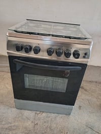 للبيع طباخ اربع عيون  شرط الشغل والنظافة 100% 75الف بي مجال للشراية  0...