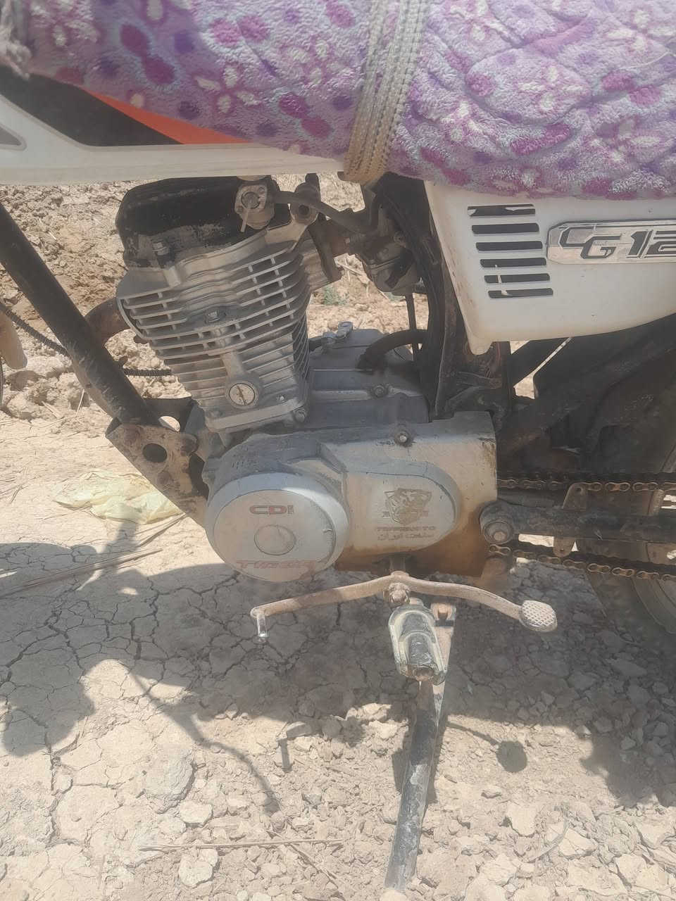 السلام عليكم تايكر اوراق للبيع موديل 20 السعر 350 و بيها مجال للستفسار اتصال بلرقم مكلف بلنشر ‏‪0781 376 3624‬‏
