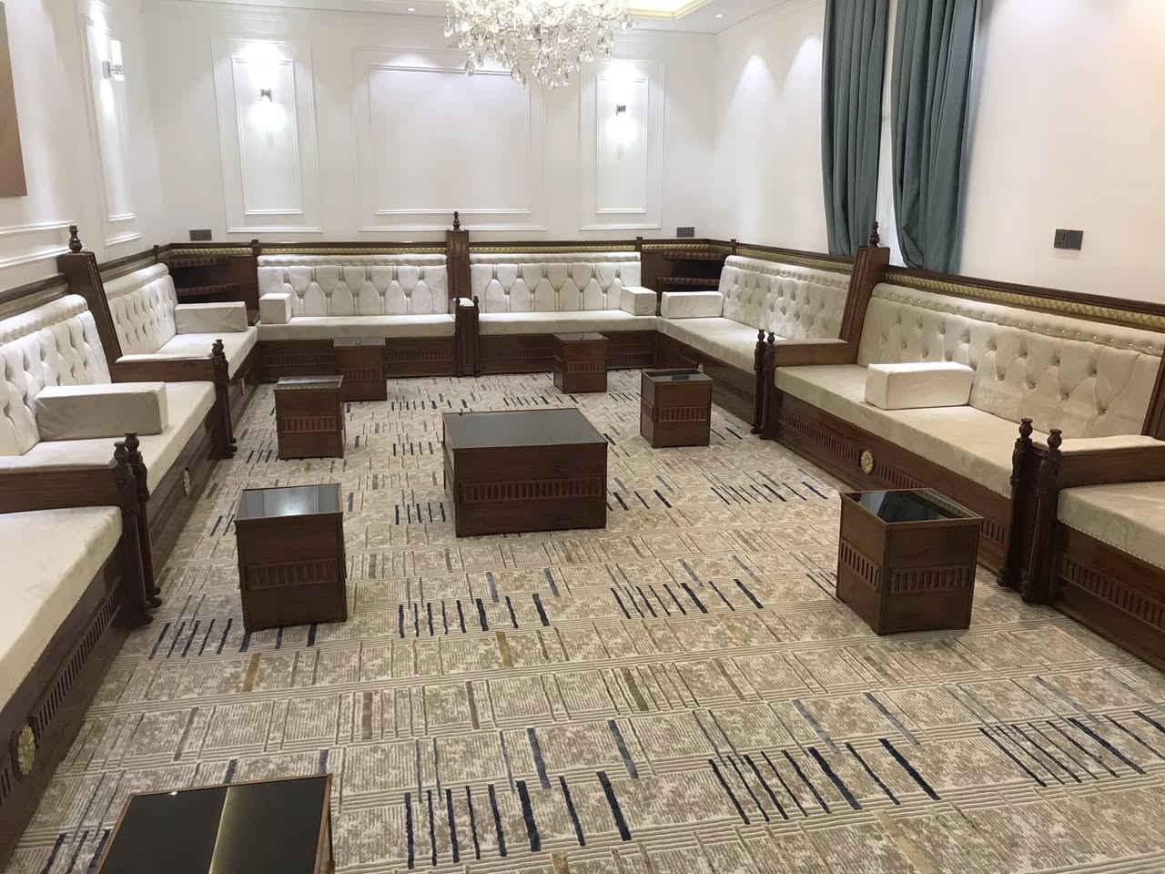 السلام عليكم 
الموديلات والعمل الافضل في السوق
الاسعار تنافسيه
 تبدأ من ١٤٠ الف للمتر
 يشمل الطبلات والكوشات 
البغدادي شارع المدارس 
#معمل_ونجاره_الحارث


**إذا كنت صاحب هذا الإعلان وتريد حذفه لأي سبب، رجاءا أرسل رسالة إلى الدعم الفني**