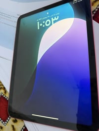 ايباد 11  A16  جهاز مشحون ١ مره ذاكره ٥١٢  السعر850 الف  07700251444