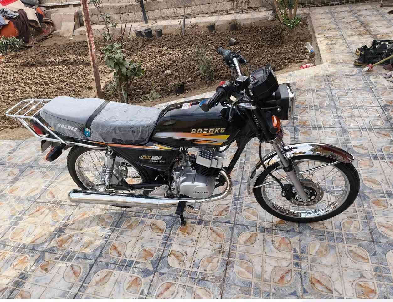 للبيع سازوكي باكستاني  موديل ذ2025 معرض نوار لباشا أوراق كامله  كهربيات كله شغاله مابيه كل نقص كفاله عامه ب كريزه مكاني حله محاويل علي بن الحسين سعر 1,100  وبيه مجال قليل    ***********
