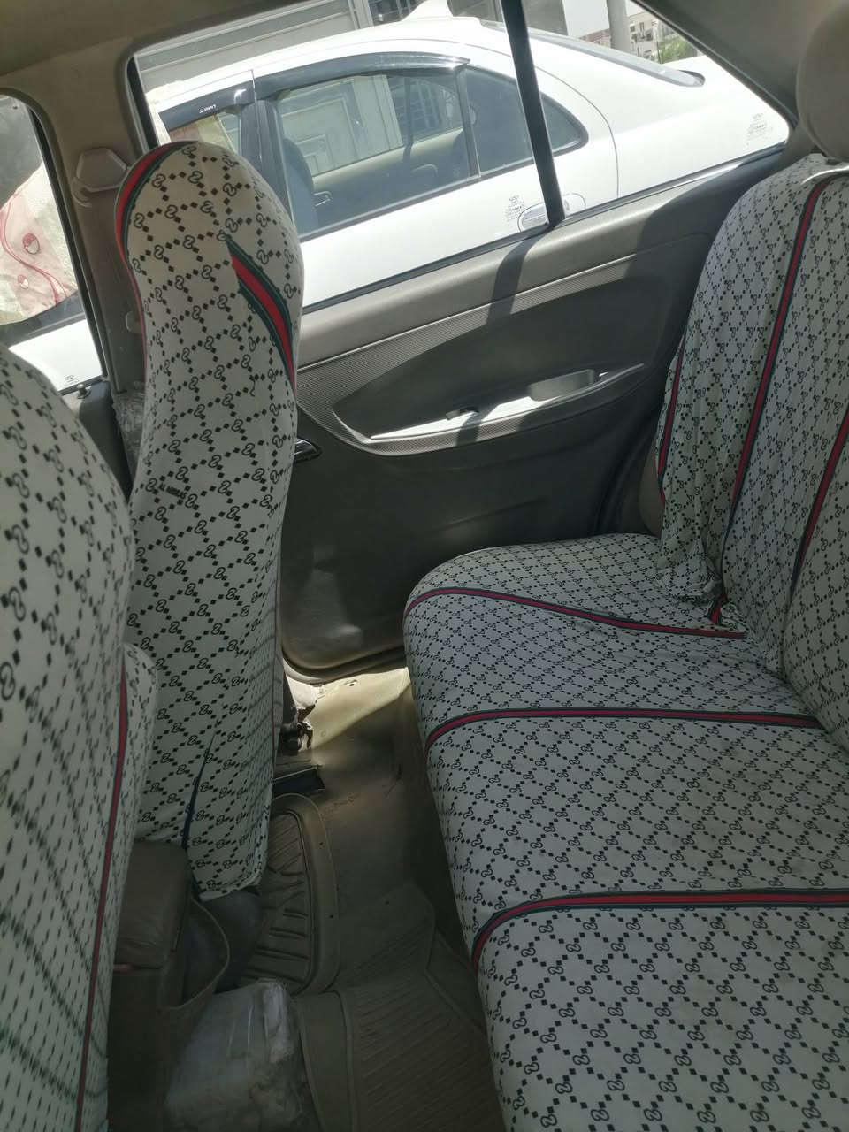 شيري كوين ٢٠١١ رقم بغداد تحويل مباشر بلاديه السياره ضربتها خفيفه مبينه بالصور
السعر ٣٥ او مراوس بسياره اوتو


**إذا كنت صاحب هذا الإعلان وتريد حذفه لأي سبب، رجاءا أرسل رسالة إلى الدعم الفني**