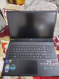 لابتوب مستعمل نضافه 99/100 مواصفات   Acer Nitro V15 ANV15-51-93HS i9-1...