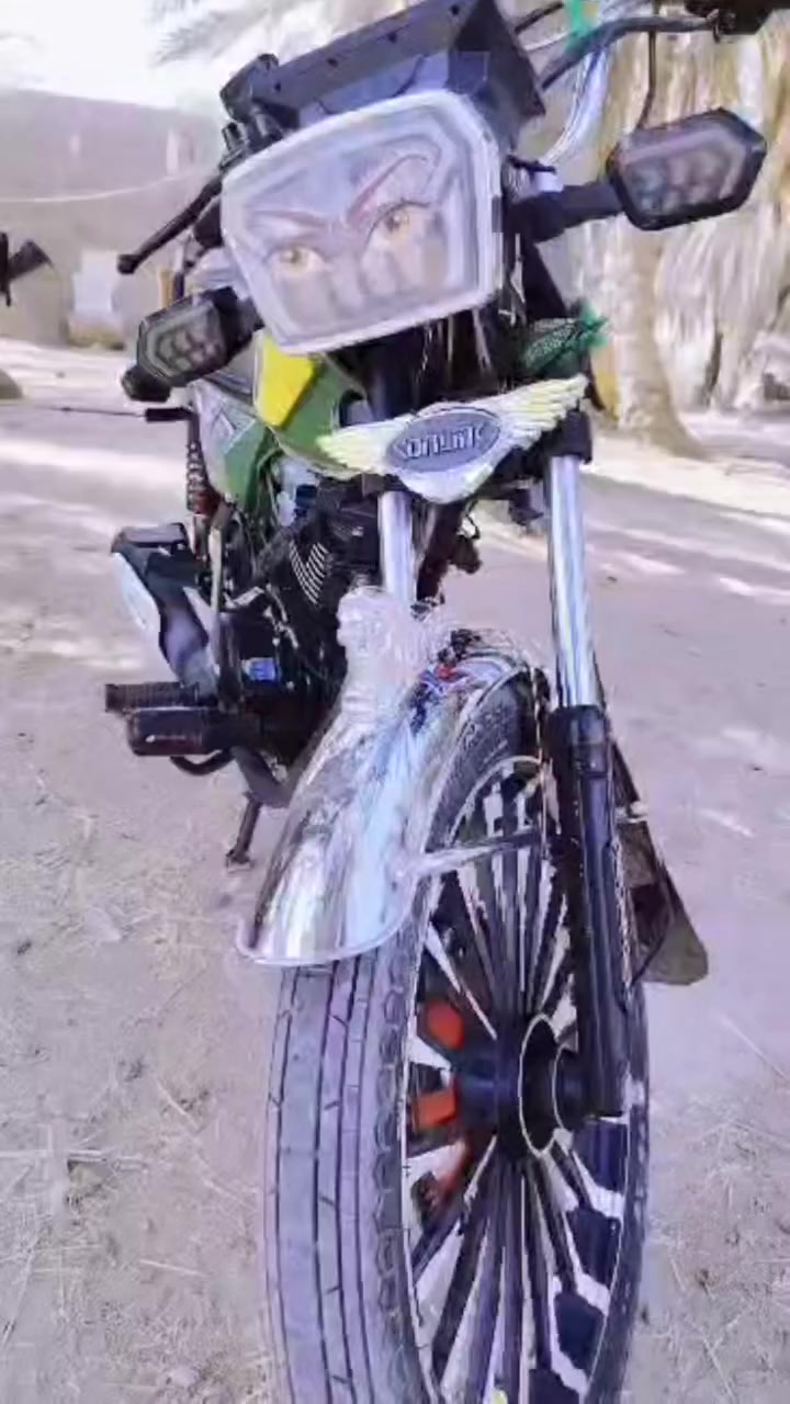 للبيع سافان سونك الصلي مديل 2025سعر775بيه مجال كفاله شوفت عينك نضافه 90بل 100 مكاني  بابل الحمزه الغربي  ***********
