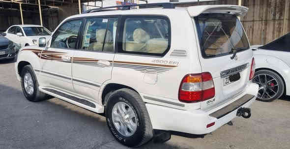 مونيكا ٢٠٠٦ فول مواسه فات بی بوياغ ده عامي بۆ ده عامی به شه رت سه نه وی و ره قه می تازه يه چوار تايه ی ده لوبی لوكی له ژيره ٢٣٠ هە زاری هە قیقی رۆشتوە
***********
