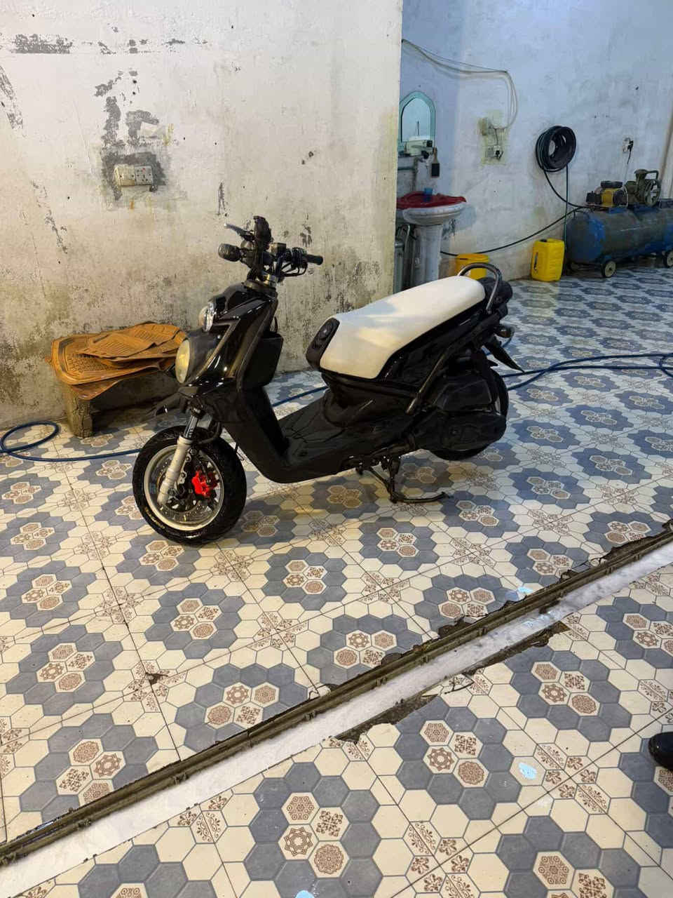 السلام عليكم سكنس جبلي مكفوله من الطول الطول (ماعدا الكفرات تجاري) تفحص مكينه اي شي بيها موديل 2016 سعرها 1300


**إذا كنت صاحب هذا الإعلان وتريد حذفه لأي سبب، رجاءا أرسل رسالة إلى الدعم الفني**