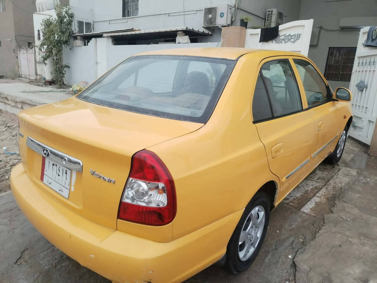 السلام عليكم 
هونداي فيرنا 2014 
كير مكينه حداديه كله جديد
تبريد ثلج 
تخم تاير 
السياره جاهزه ع اخر حبايه 
مامعيوده 
كفاله عامه من كلشي 
مكاني حله المركز 
السعر 78
***********
