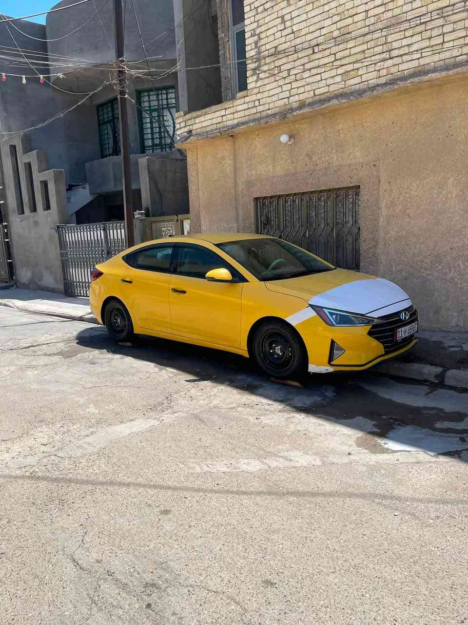 يالله سلام عليكم 
الانترا 2020
حادثها ربع صندوك وچاملغ حادث امريكي 
السونار موجود بلصور 
الكير محور ايتي المرغوب 
مكان السياره بغداد المشتل 
السعر 133
***********
موجود واتساب
