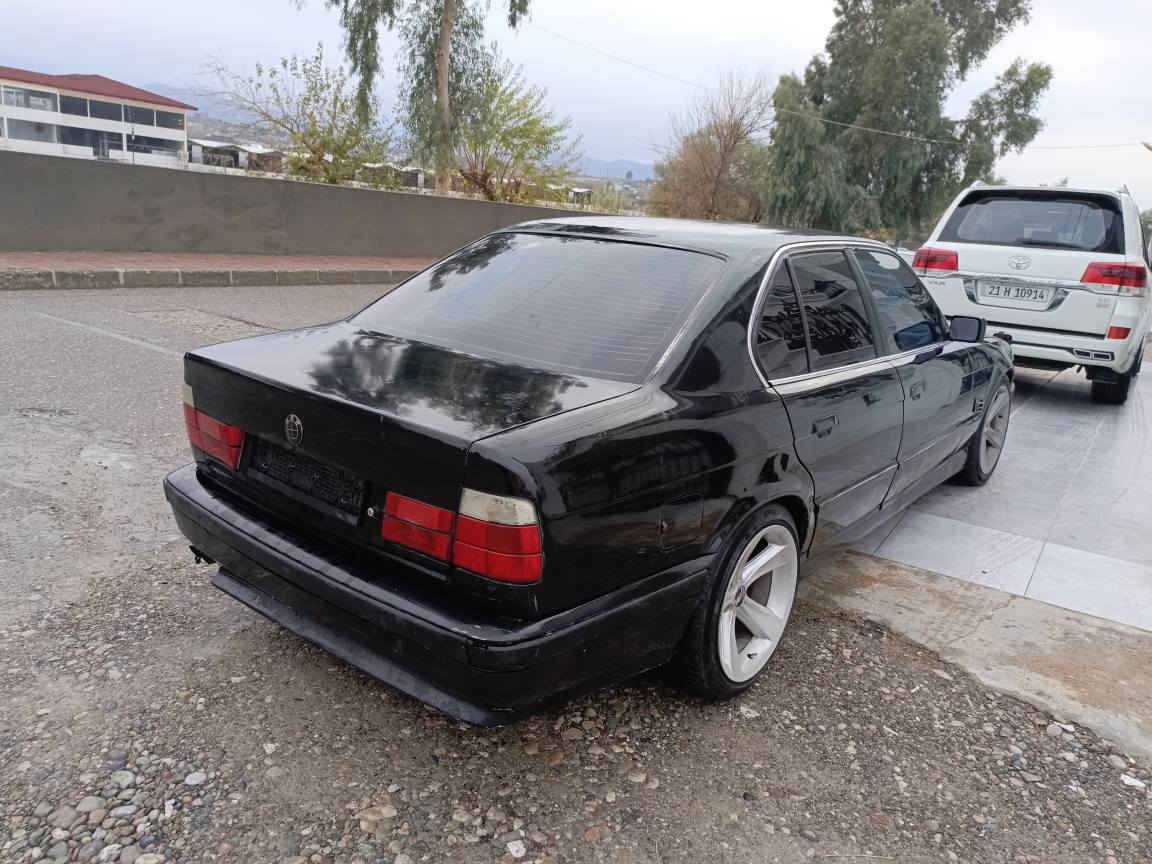 525تۆماتیک مۆدیل 91
ئاڕم پلاستیک هەولێر بەشەرت 
گێرو مەکینەو کامل کارەبایی سەرفو بوخاری بەشەرت
تەبرید ساردو گەرم  
جام کارەبا  پێش پان 
دەعامی پێشو پشت ئێم 
چرکەو یەک گەڵای لێ فرێ دە 
سعری خوار هەموو بازار 
36مەجال
*********** كويسينجاك, أربيل
