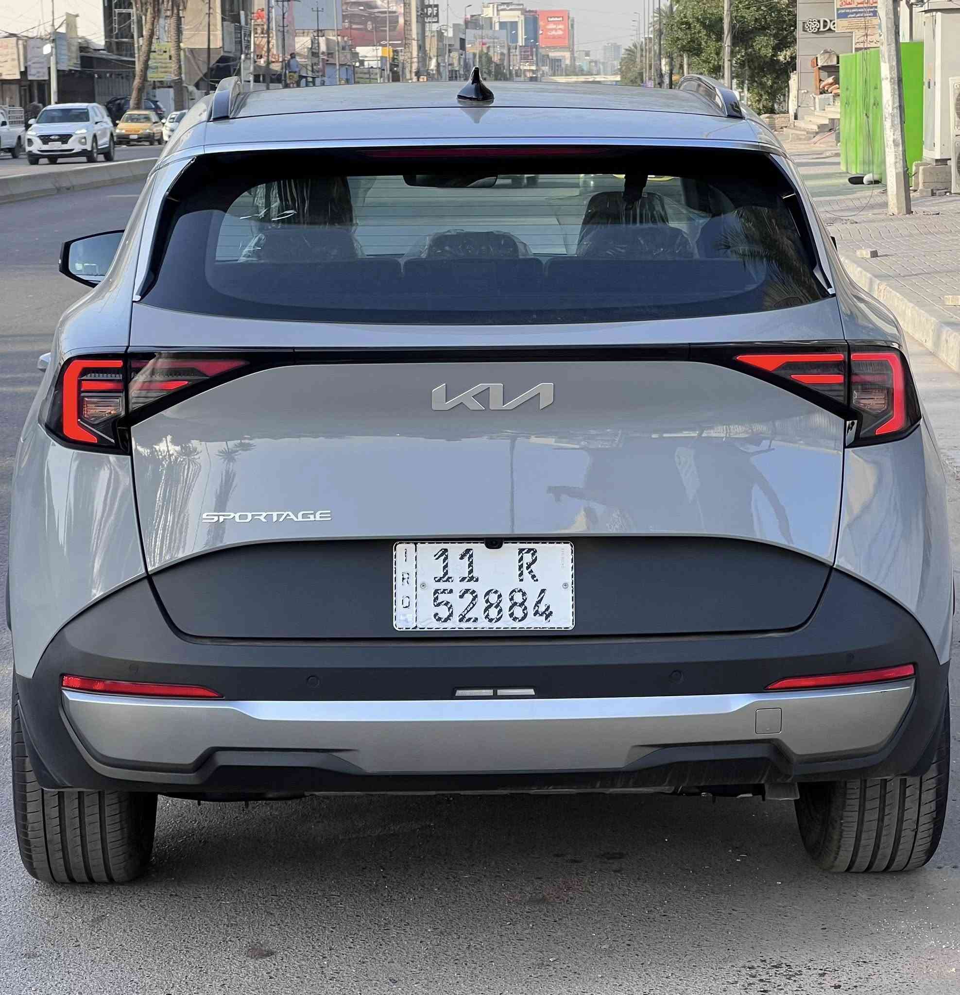 السلام عليكم للبيع فقط
كيل سبورتج خليجي ضمان الدولية ( زيرو ) موديل 2026
فول مواصفات 
كلشي موضح بالصور
محرك 2000 
رقم بغداد 
مكان السيارة بغداد نفق الشرطة شركة الاصدار الاول ( مقابل شارع السفارات )
السعر 40,650,000 دينار عراقي قفل
***********
