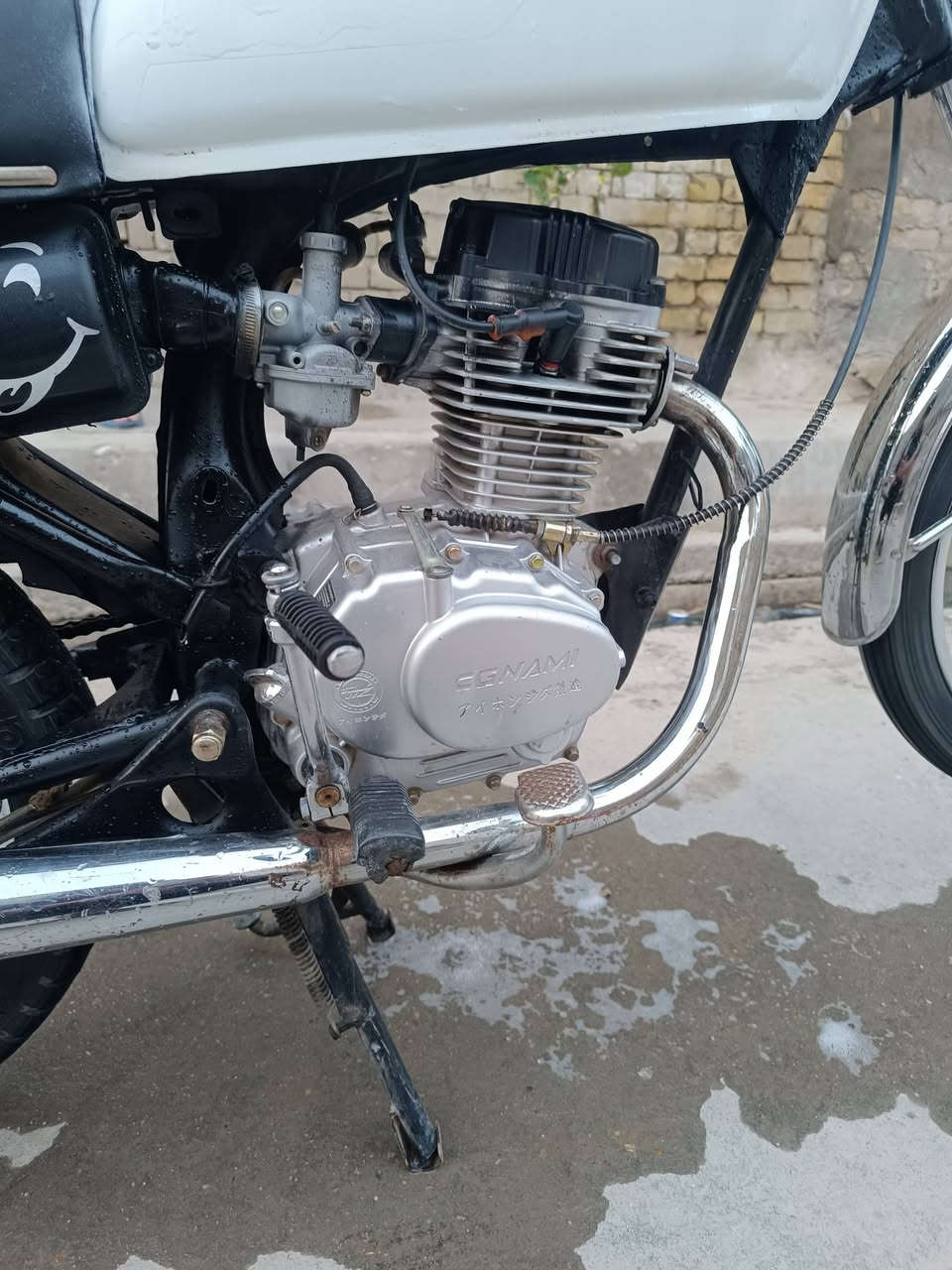 سلام عليكم شباب دراجه نضيفه للبيع الشاصي ارشه 16 تعميره 24 مكفوله السعر 725 اوراق اصولي. الرقم *********** مامفتوح الخاص
