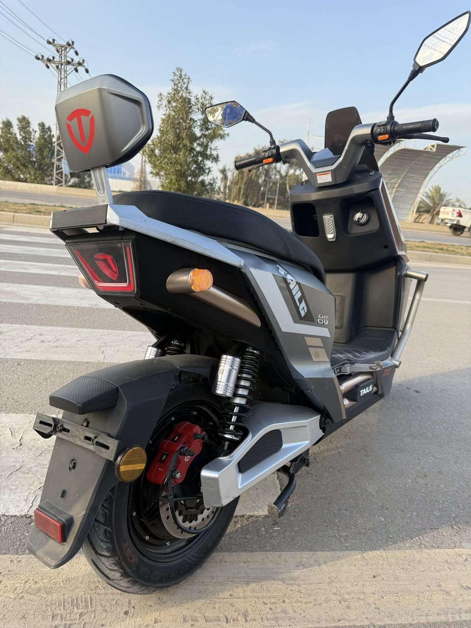 تالج 2026 سبورت T73 صاروخ فول مواصفات 6 بطاريات مسطرة مستخدمة 10 ايام بس انطخ الكڤر وصار بي كم فطر واتصلح ماشية 111 كيلو بعدهة زيرو سعرهة 675قفل بلاش ماكو هيج سعر مكاني ابو غريب الزيتون مجمع البدور السكني *********** واتساب
