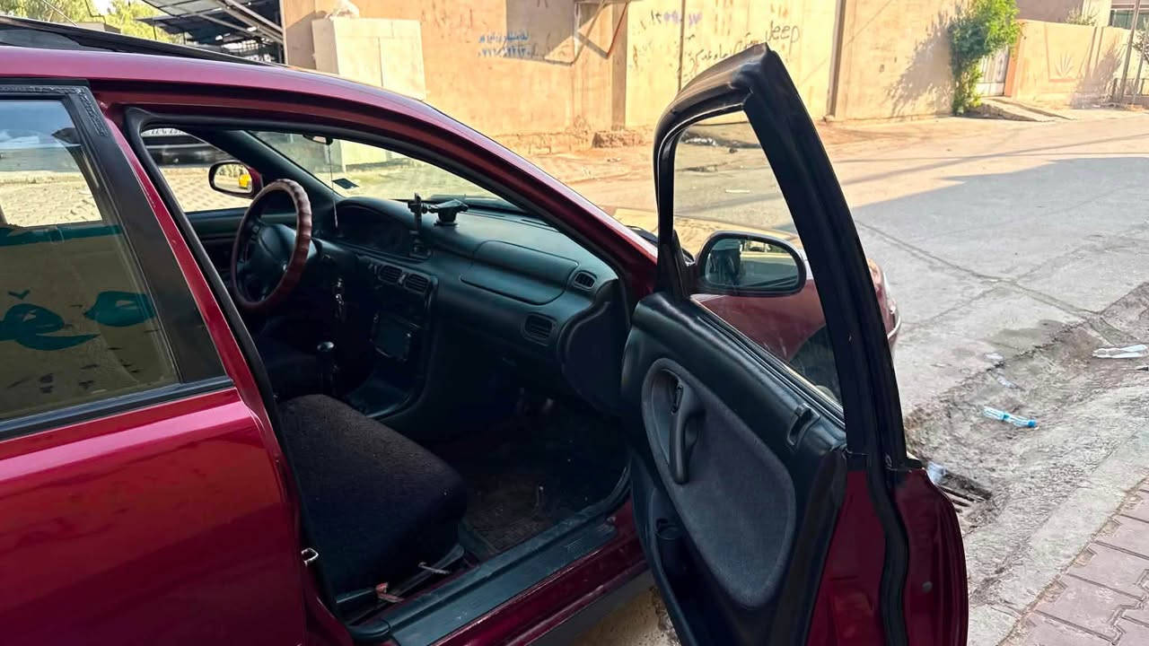 مازدةي فاصوليا بو فروشتن موديل 92.سةنةوي تا 30تازةية بةناوي خومانةوةية كوبون بةنزيني هةية سةيارةكة لة دواوة جةمبيكي خةفيفي هةية  شاسيي و مةكينةو كارةبايي ووةرگةران و براوة بةشةرت   سبوغ عامة بو جواني .رقم *********** كركوك, العراق
