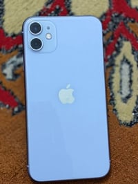 آيفون ١١ • ٢٥٦ • بطارية ٧٢
