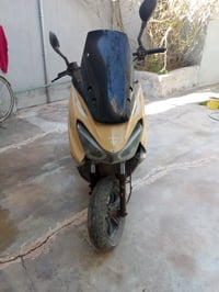 دراجه للبيع الاستفسار 07777482380