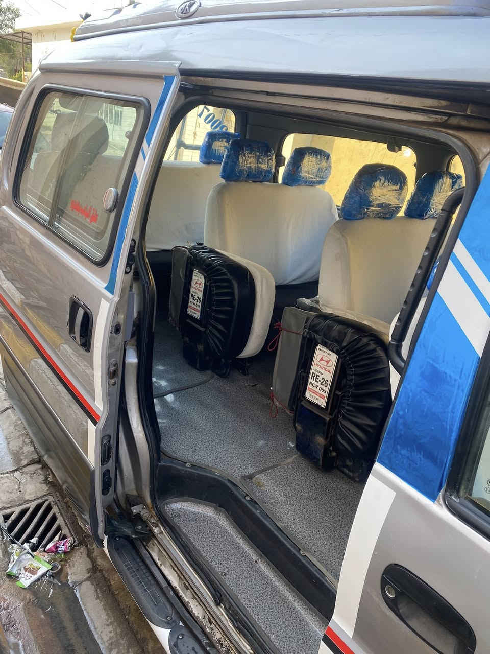 سلام عليكم استاركس للبيع مديل 2006 سياحي مو مشترك رقم اديالى الماني اباسمي مكينه كير تخم تاير تبريد باتري دوشمه صدر كهربائيات سستم كله جديد جاهزه من كل النواحي بيه جاملغ فقط صبغ اثر جلح مكفوله من الضربه وتبديل المكان ديالى خانقين سعديه ***********
