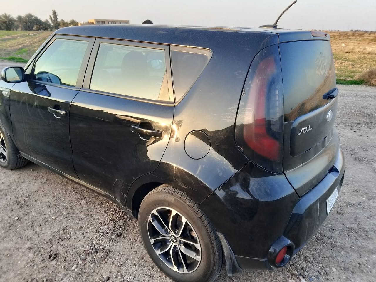 سلام عليكم لبيع صول
2014  امريكي بيها قطعتين صبغ بدون دواخل كير محرك صدر تخم تاير تبريد تدفئة كلة خير من الله رقم بابل تفاصيل داخل المقطع مكاني بغداد سعر 100  وبيها مجال 
‏‪0781 666 0977‬‏
