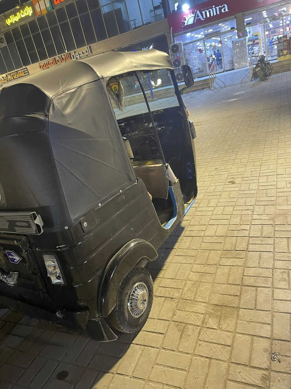 ‏سلام عليكم TikTok للبيع موديل 16 خير من الله السعر ثلاثة ومئتين وبيها مجال عنوان بغداد الدورة متسعة بيعها
￼***********
