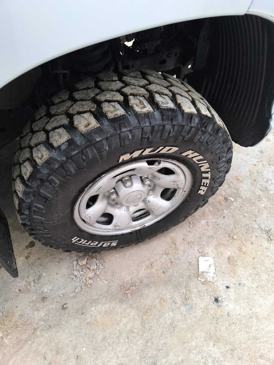 تخم وياله مع تايرات تيوتا فور ويل
للبيع نضافه شوف العين بشرط اخو جديد جبلي 500بيهن مجال بصيط كربلاء المقدسة ***********
