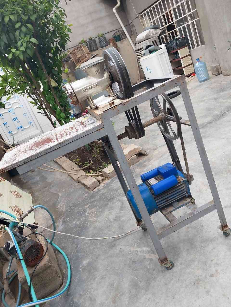 مثرامه جديده شرط الشغل سعر 180وبيهه مجال مكاني شركه طارق واتساب ***********
